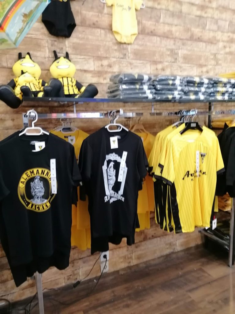 e6af42c1-0ec2-411e-b392-72127c048390 - Alemannia Shop